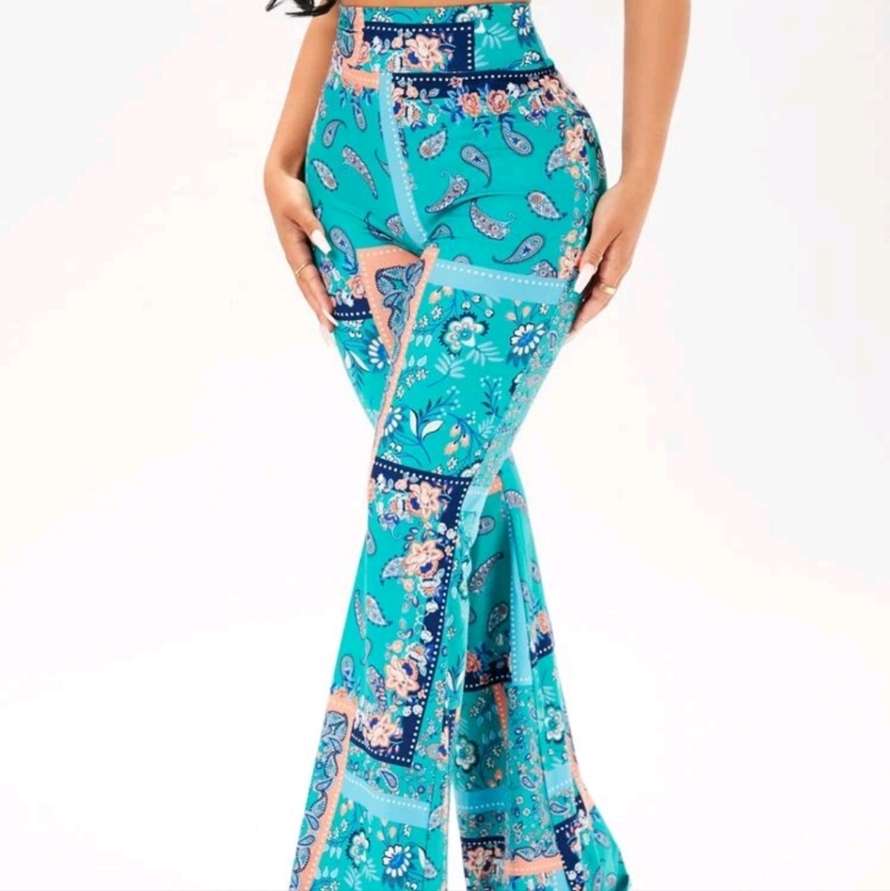 Scarf Print Flare Leg Pants Size M